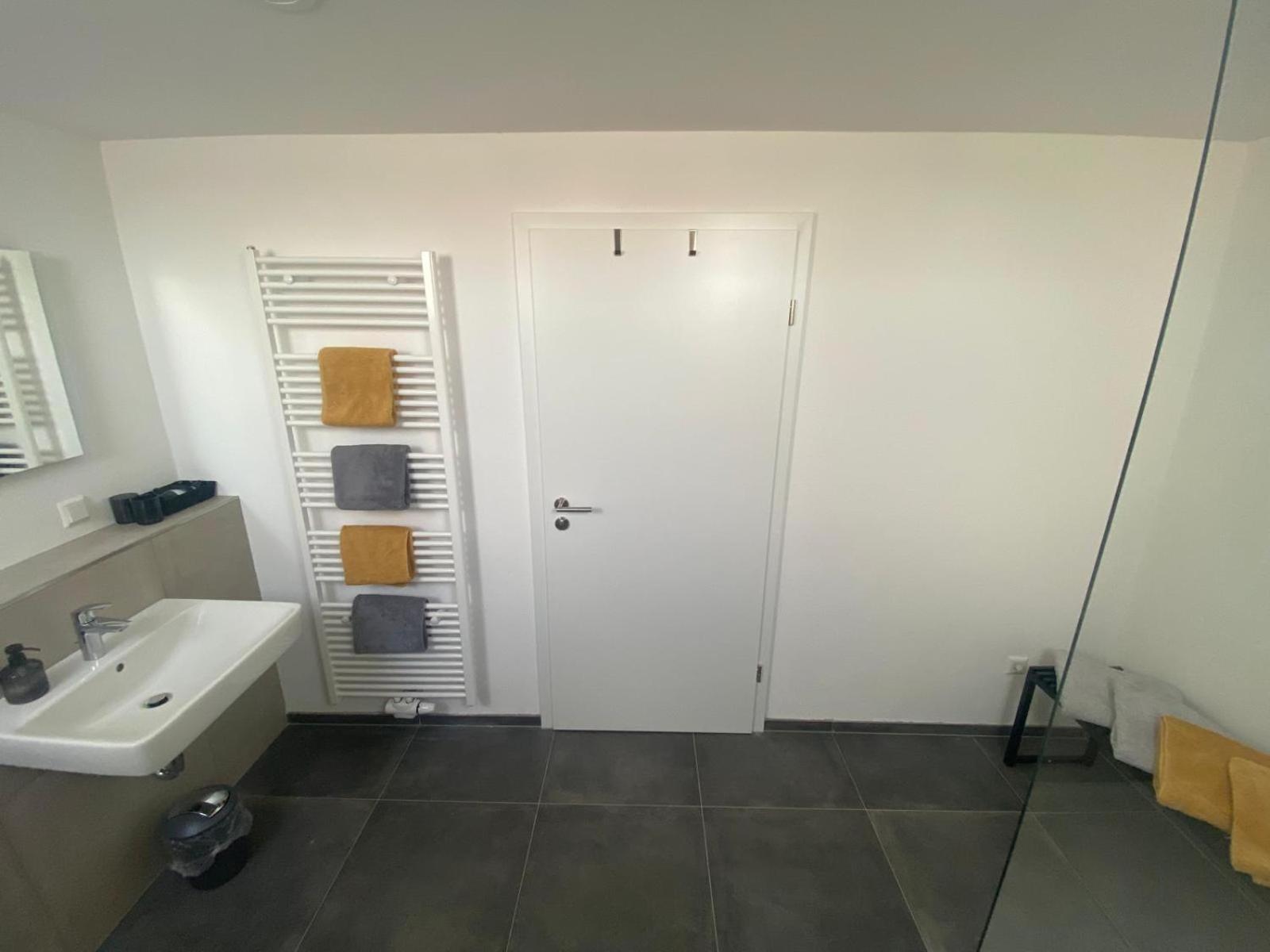 Bienenstock Apartment Venningen Exterior photo